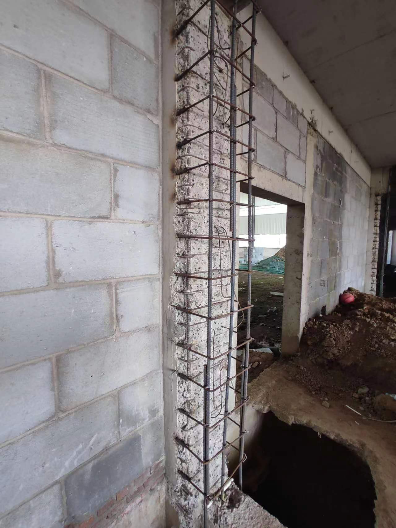 扬州混凝土浇筑后多久可以拆模板